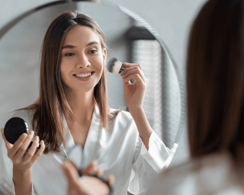 Vorteile von Naturkosmetik für zu Akne neigende Haut