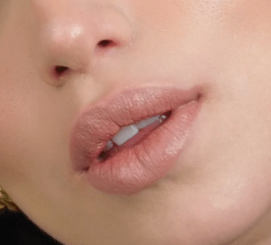 Effortless lipstick Bare