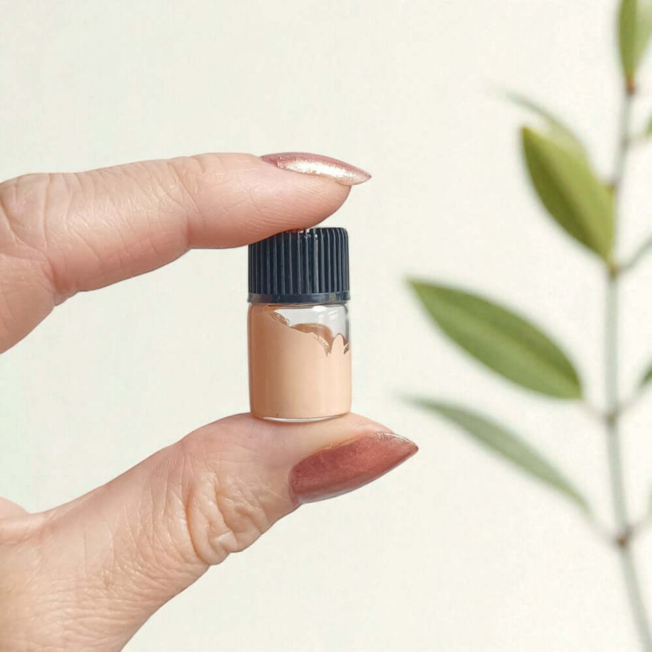 Liquid Hydrating foundation Ivory