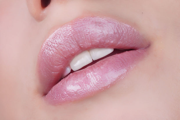Natural lipgloss Kiss
