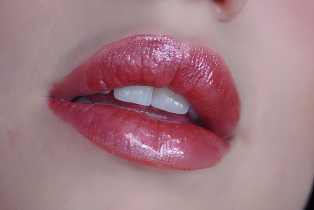 Natural lipgloss Lola