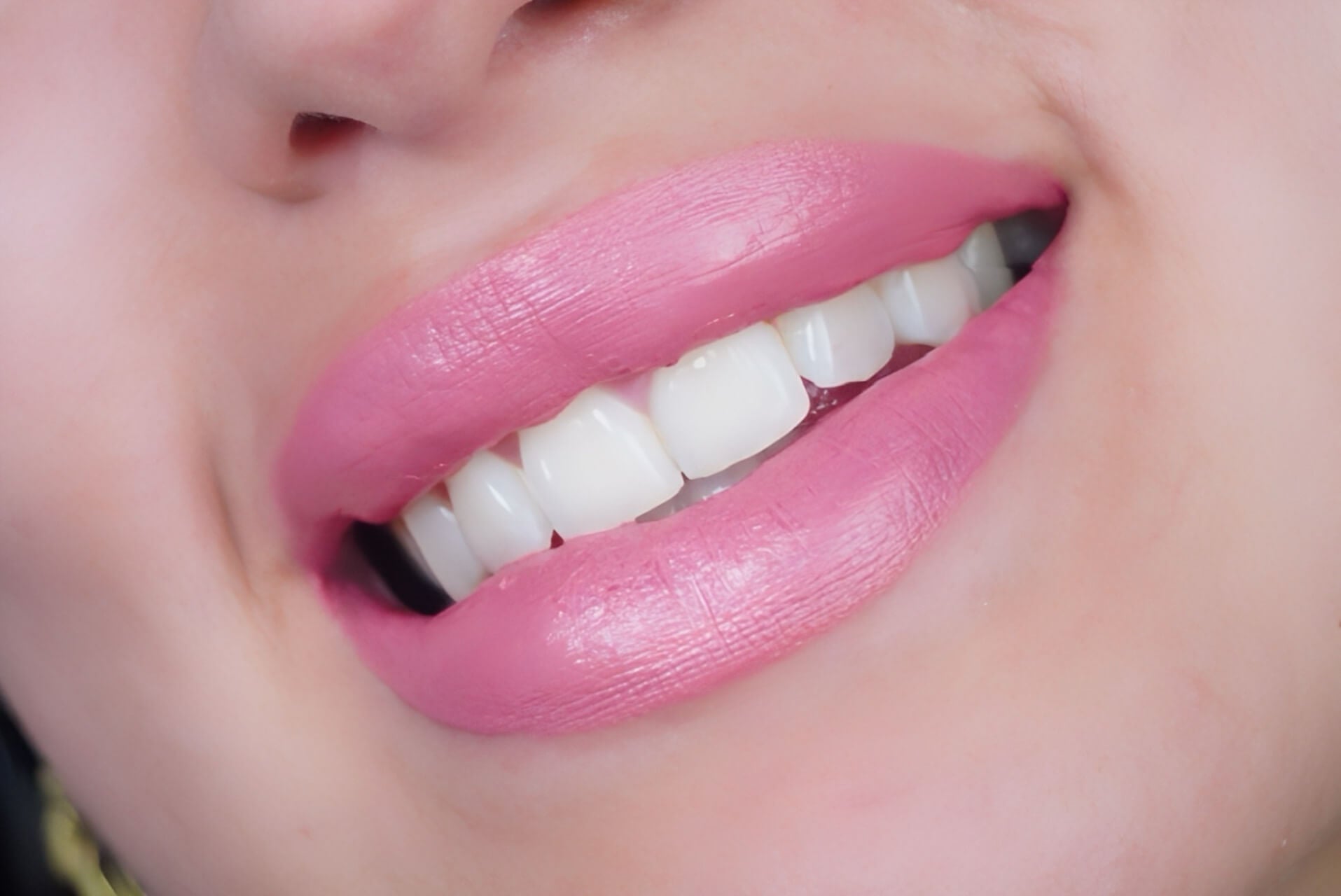 Effortless Lipstick Pixie