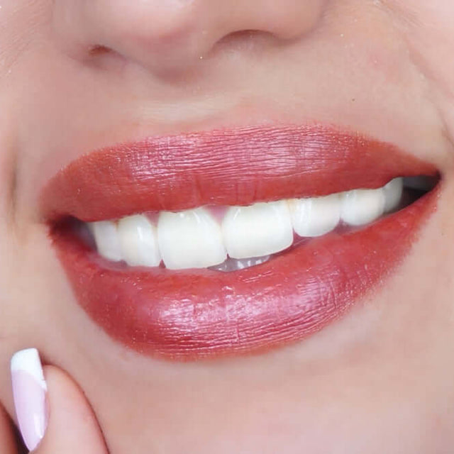 Effortless lipstick Roxy