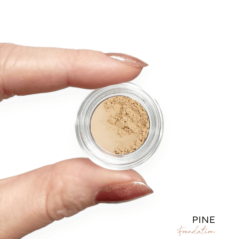 Mineral foundation Pine