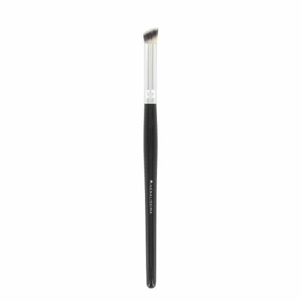 Angled concealer brush
