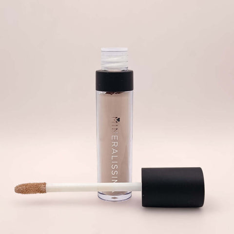 Cover Up Liquid Concealer Medium