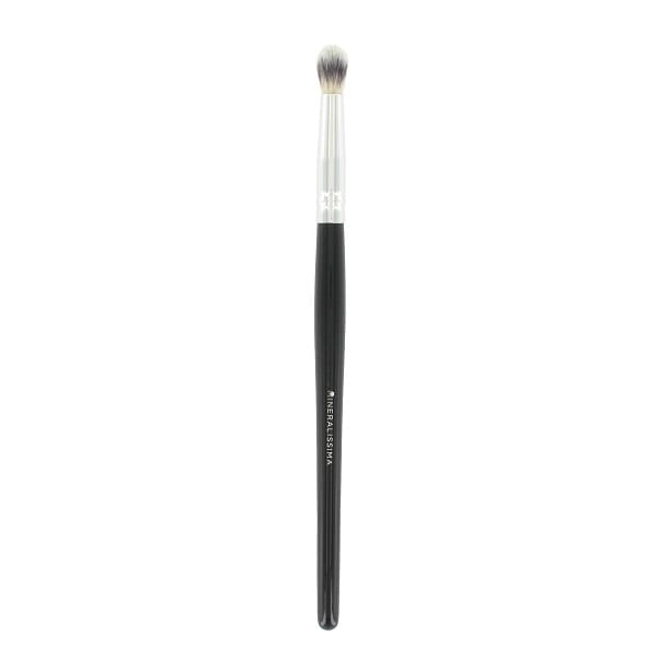 Fluffy round blending brush
